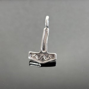 Small Silver Mjölnir(Thor&#39;s Hammer)