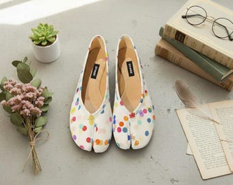 SOMAE – Handmade Polka Dot Tabi Ballet Flats for Women, Japanese Split Toe Shoes, Cute Soft Leather Comfort Loafers