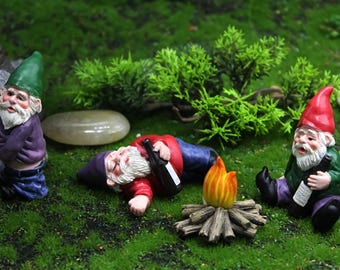 Staty av full gnom - Miniatyr dvärgmossa landskapsdekoration för utomhusälvträdgård, hantverk mini-tomtefigurset