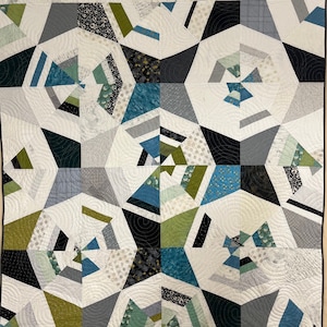 Octagon Shimmer Quilt image 1