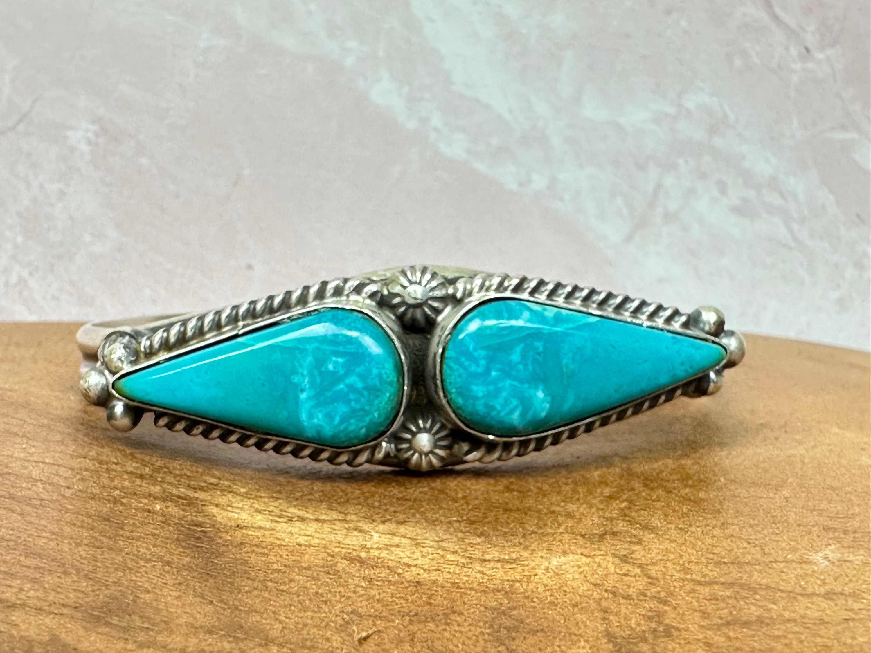 Robby Shakey Rare #8 Turquoise Vintage Native American Navajo Sterling Silver Bracelet Robby Shakey Rare #8 Turquoise Vintage Native American Navajo Sterling Silver Bracelet