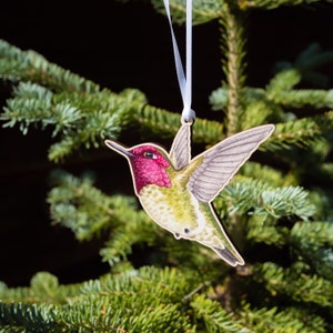 Anna's Hummingbird sustainable maple  ornament tree home decoration