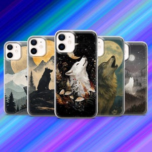 Può includere: Una collezione di custodie per telefoni con disegni di lupi. Ogni custodia presenta una scena diversa, tra cui lupi che ululano alla luna, lupi silhouette sulle montagne e lupi in ambientazioni notturne stellate. Bordi trasparenti.