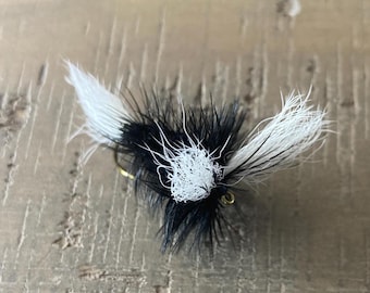 Hand-Tied Black & White Split-Wing Salmon Bomber Fly