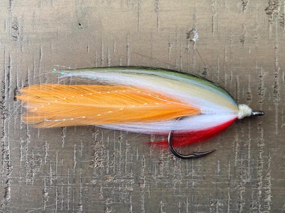 Orange Deceiver Smelt Baitfish - Saltwater and Predator Fly