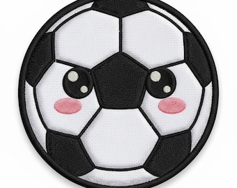 Diseño de bordado de balón de fútbol kawaii, archivo de bordado a máquina deportivo lindo, descarga instantánea digital de cara de fútbol, parche de fútbol infantil PES