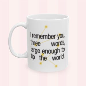 „Das unsichtbare Leben der Addie LaRue“ – inspirierte Tasse, Keramikbecher „Ich erinnere mich an dich“, Addie LaRue & Henry Strauss, Fantasy-Buch