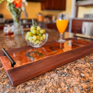 Horseshoe Serving Tray – Walnut & Epoxy Resin, Handmade Equestrian Gift for Horse Lovers