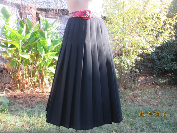 Wool Pleated Skirt / Wool & Poly / Skirt Vintage /