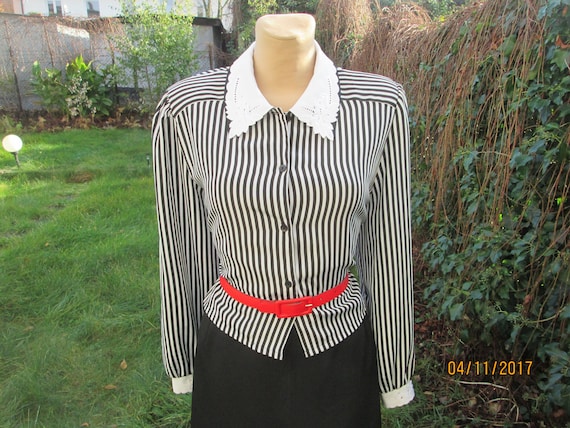 Womens Blouse Blouse Vintage Buttoned Blouse Black Blouse Size EUR40 UK12 Nice Collar with Beads