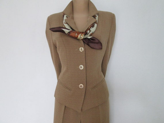 Pretty Pants Suit Vintage / 2 PC Pants Suit / Two