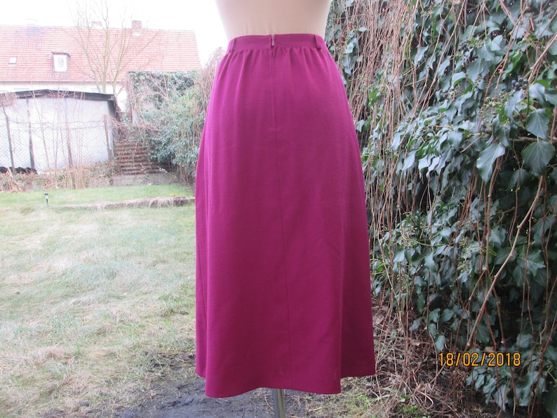 Woolen Skirt Pockets Wool Poly Skirt Vintage Wool Skirt Cherry Skirt Wool Skirt Pockets Size EUR42 UK14 Slit in Front