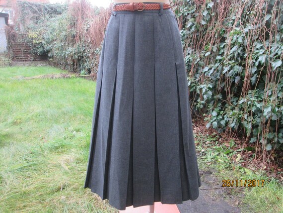grey pleated maxi skirt
