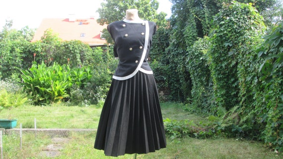 Pleated Skirt / Pleated Skirts / Skirt Vintage / B