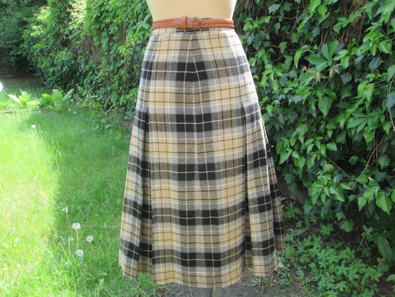 Woolen Pleated Skirt /Wool Skirt / Skirt Vintage /