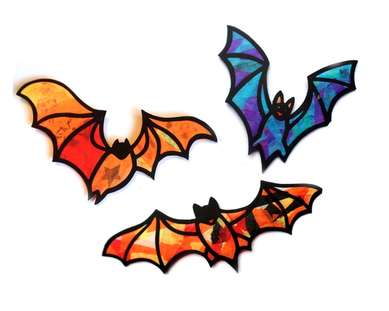 Kids Halloween Bats Craft Kit Leaves, bats or pumpkins, Papercraft suncatcher kit image 4