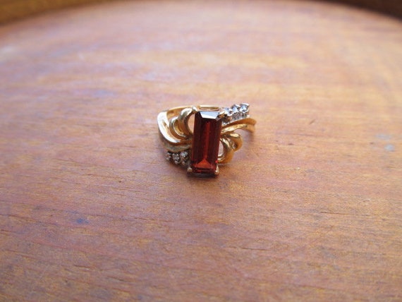 Vintage 10k Solid Yellow Gold Rectangular Garnet … - image 3
