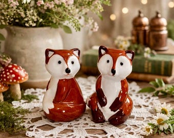Vintage Fox Salt and Pepper Shakers | Cottagecore Kitchen Decor