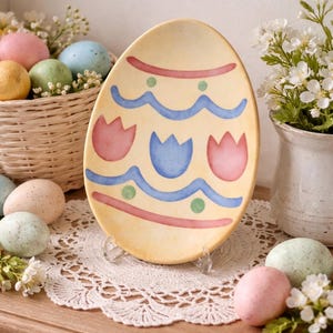 Vintage Longaberger Easter Egg Plate | Tulip Spring Ceramic Dish (7x5")