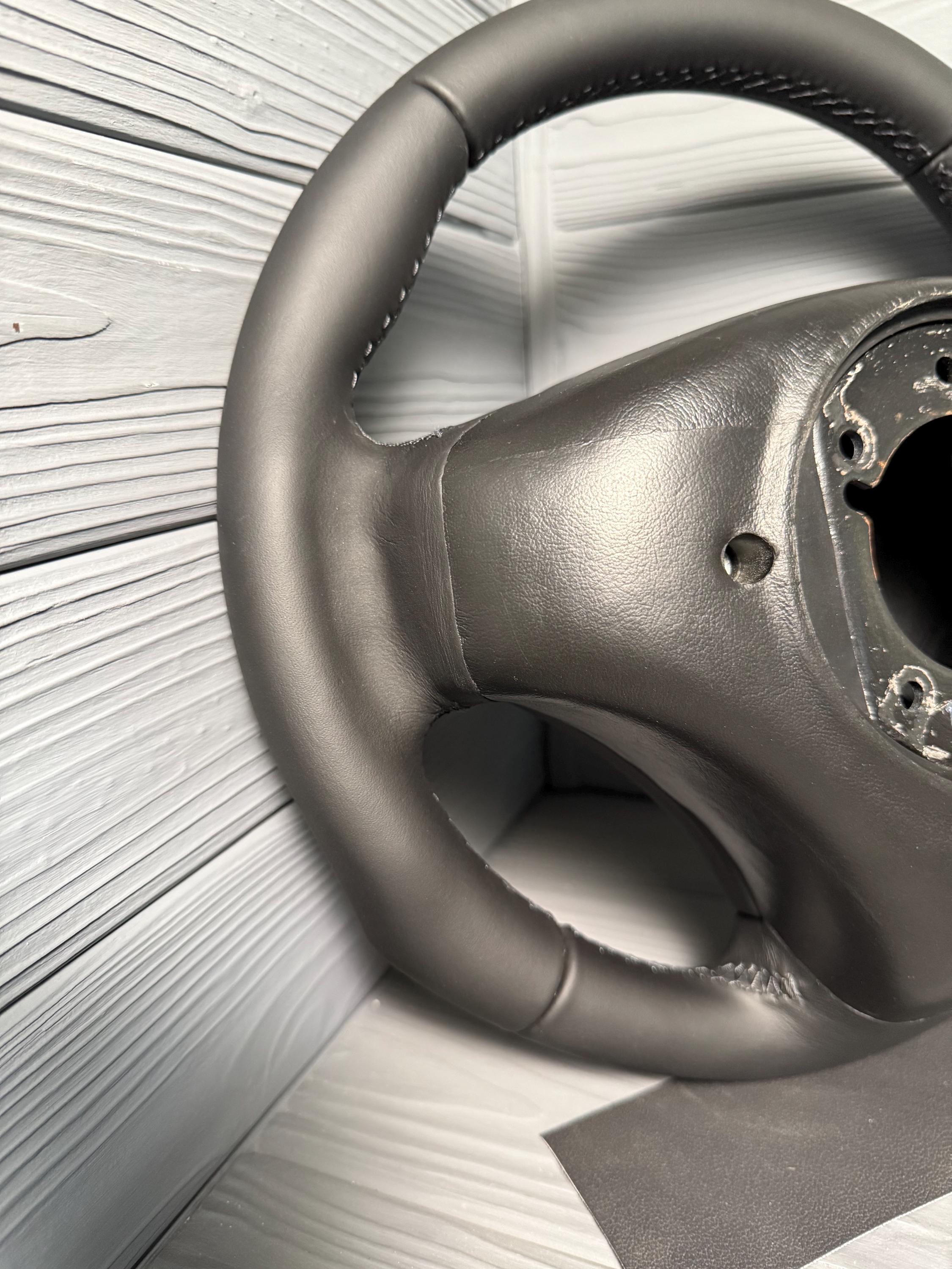 Ruf製ステアリングホイール 320mm Atiwe ポルシェ 911 964 993 996 997
