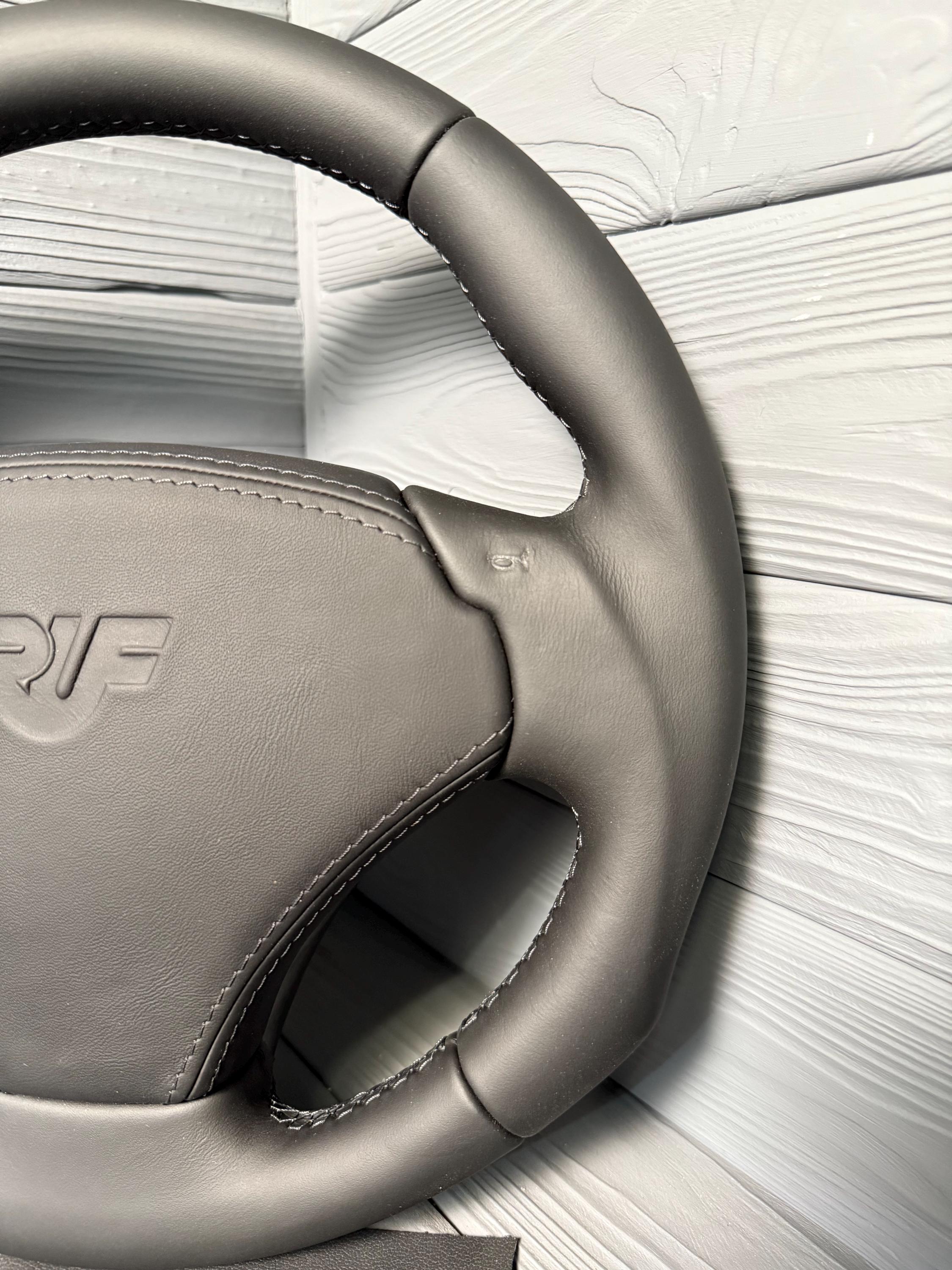 ポルシェ911 ハンドル　ATIWE製　RUF Ruf Steering Wheel 320mm Atiwe Porsche 911 964 993 996 997 918