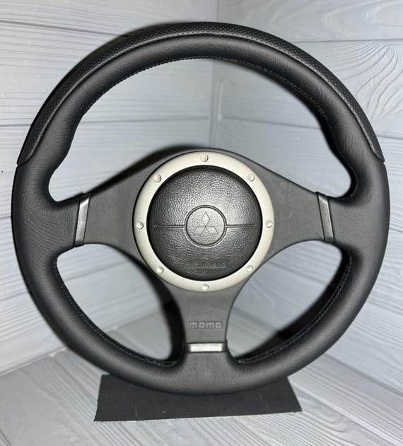 Lancer Evolution 7, 8, 9 MOMO Remanufactured Mitsubishi Steering