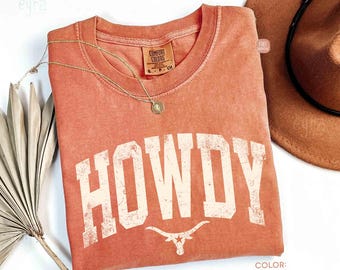 Howdy Shirt – Comfort Colors Texas T-shirt – Distressed Longhorn Tee – Retro Texan Gift – Texas Trip Shirts