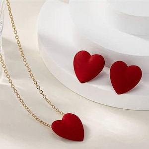 Red Heart Pendant Necklace and Stud Earrings Set - Gold Chain