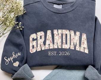Custom Embroidered Grandma Sweatshirt, Grandma Floral Applique Sweater, New Grandma Gift, Mimi Shirt, 2026 Mother's Day Gift