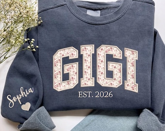 Custom Embroidered Gigi Sweatshirt, Gigi Floral Applique Sweater, New Grandma Gifts, Mother's Day Gift, Personalized Gift for Gigi