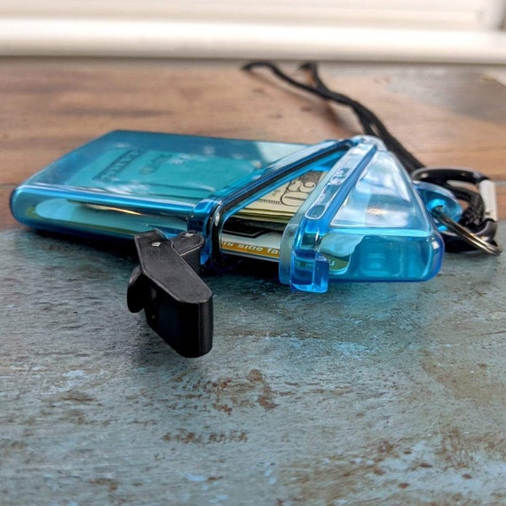 Witz Card Holder Case With Lanyard and Clip Waterproof See Through Case for  ID Badge, Credit Cards, Key & Cash Beach, Pool Accessory -  Canada