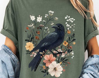 Vintage Crow Comfort Colors Shirt, Cottagecore Crow Shirt, Retro Floral Crow Shirt, Witchy Goblincore Shirt, Gothic T-Shirt, Black Crow