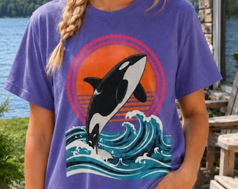 Retro Orca T-shirt with Halftone Design | Vintage Look Killer Whale Tee Shirt on a Comfort Colors Unisex 100% Cotton Tshirt | Marine Life
