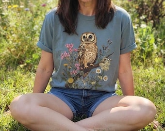 Floral Owl Sweatshirt | Vintage Nature Bird Cottagecore Tee | Owl on a Branch