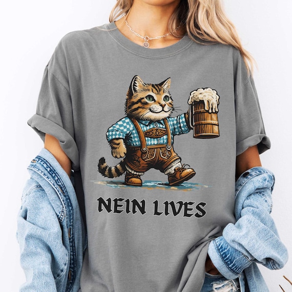 Oktoberfest Cat in Lederhosen Holding Beer Stein, Nein Lives Nine