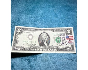 Billete de dos dólares de 1976, primer día de emisión, matasellado en Mount Joy, Pensilvania, el 13 de abril de 1976.