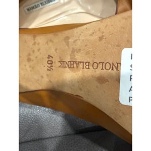 Manolo Blahnik Tan Leather Pointed Toe Pumps ES646 Stiletto Heels Size 40.5 image 8