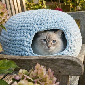 Crochet Cat Cave Pattern : Chunky Yarn Pet Modern Caty House Striped Cat Bed