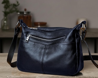 Borsa da donna in vera pelle di vacchetta: borsa a tracolla classica in pelle da donna