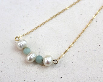 Chloé necklace // Freshwater pearl beaded natural green gemstone chocker necklace gold filled