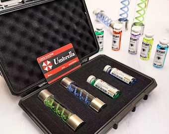 Conjunto de Exibição de Amostras de Vírus da Corporação Umbrella de Risco Biológico – Coleção de Frascos de Laboratório Artesanais, Estojo de Armazenamento e Cartões de Identificação, Decoração de Ficção Científica e Terror