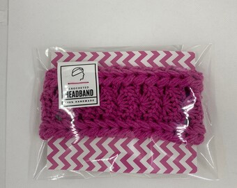 Women’s crochet headband . Handmade stretchy fan and braid patterned headband. Unique, handmade, comfy !!! It comes packaged for gifting!!
