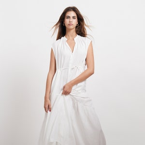 Lightweight Summer White Maxi Dress zdjęcie 2