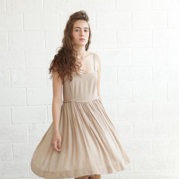 Genießen SIE 50 % Rabatt auf Sommer-Cocktail-Kleid - Beige.