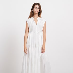 Lightweight Summer White Maxi Dress zdjęcie 9