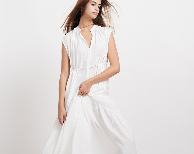 Lightweight Summer White Maxi Dress