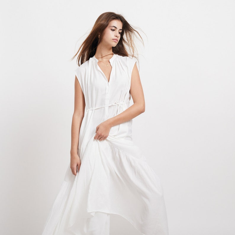 Lightweight Summer White Maxi Dress zdjęcie 1