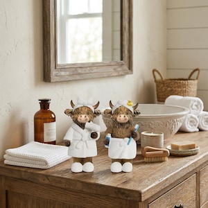 Highland Cow Bathroom Decor, Funny Cow Figurines Set, Resin Farmhouse Bathroom Shelf Decor, Cute Cow Gift, Rustic Home Decor image 6