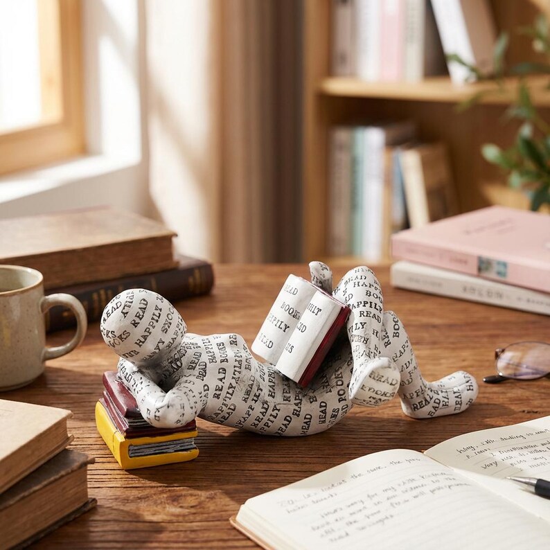 Nordic Resin Reading Man Figurine, Book Lover Gift, Minimalist ...