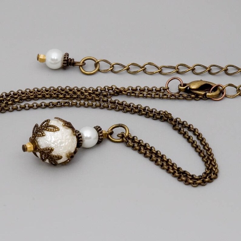 Brass Necklace, Pearl Necklace, Boho Necklace, Vintage Style Necklace, Boho Bridal Necklace, Bohemian Necklace, Rustic Necklace, Leaf Pearl image 4